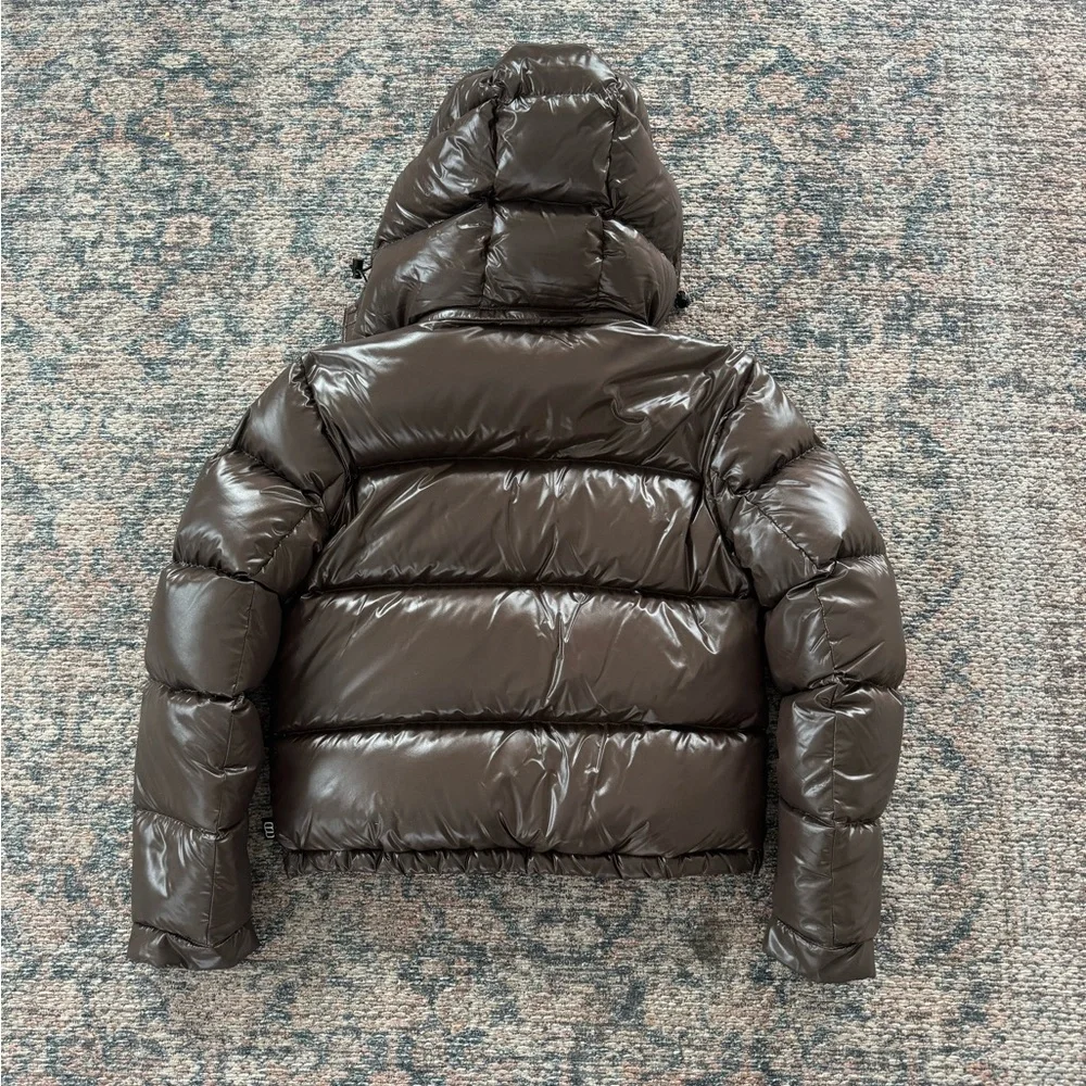 Aritzia The Super Puff™ Shorty - Hi-Gloss in Rich Mocha Brown XXS - Picture 7 of 9